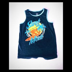 Dark blue tank top with print